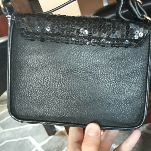 Small black leather handbag - Picture 3 of 4
